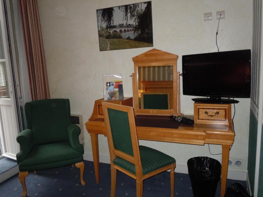 La Croix Blanche Hotel Montrichard Kültér fotó