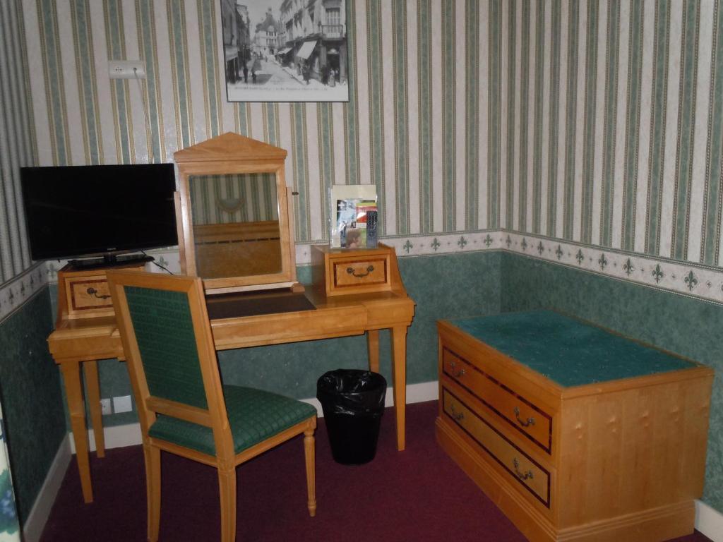 La Croix Blanche Hotel Montrichard Szoba fotó