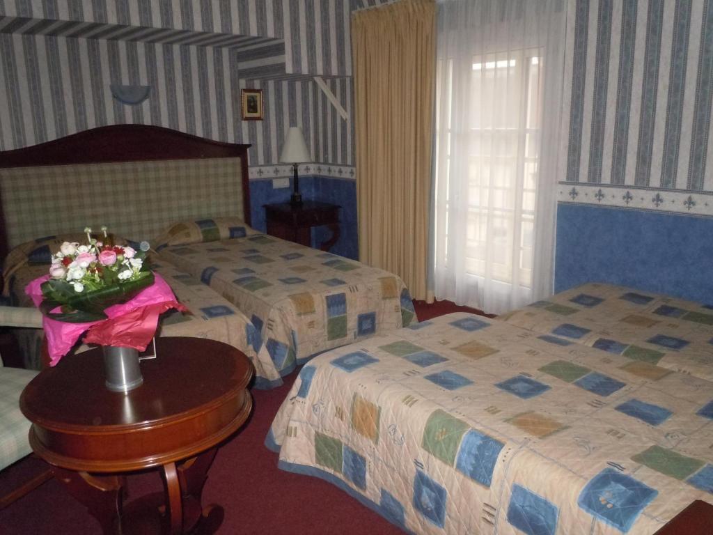La Croix Blanche Hotel Montrichard Szoba fotó